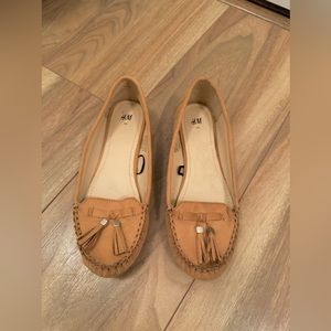 H&M Flats/Loafers. Size 6.